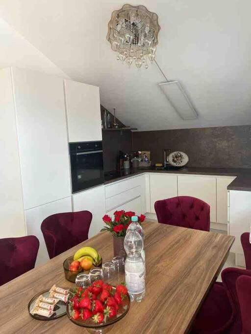 Ferienwohnung Falke Meckenbeuren Luaran gambar